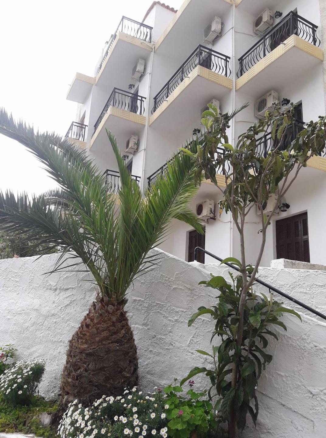 Hotel Rena Agios Kirykos  Luaran gambar