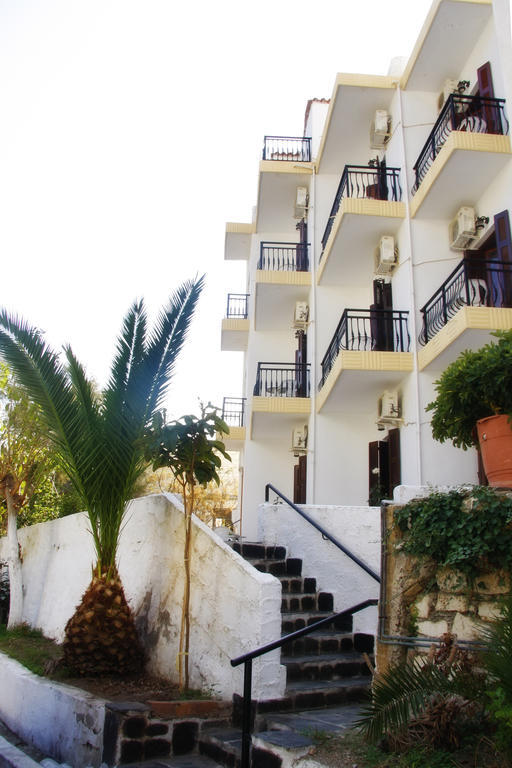 Hotel Rena Agios Kirykos  Luaran gambar